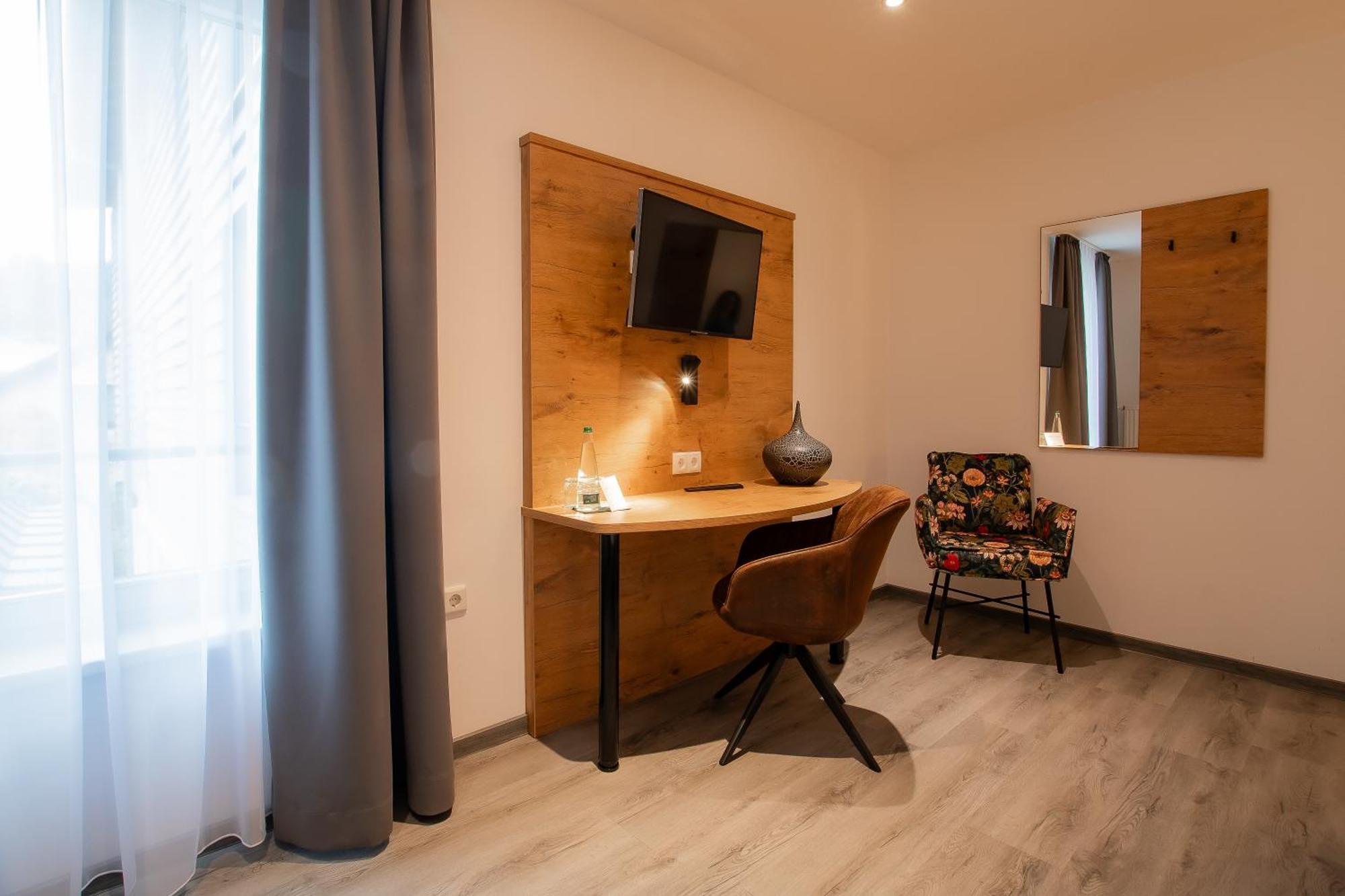 Hotel & Restaurant Bestenheider Stuben Вертгейм Экстерьер фото