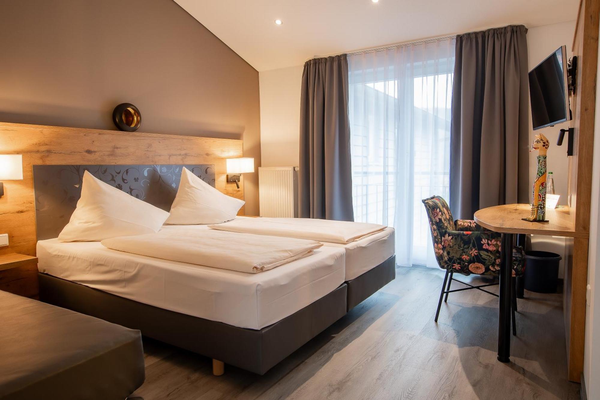Hotel & Restaurant Bestenheider Stuben Вертгейм Экстерьер фото